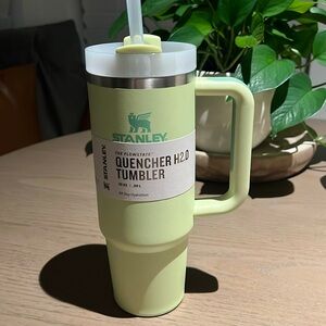 Stanley Quencher 2.0 Stainless Steel FlowState 30oz. Tumbler